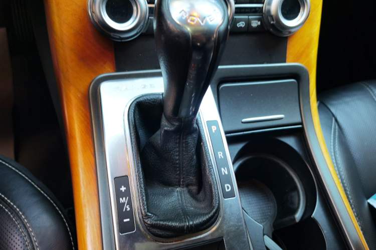 Used Land Rover Range Sport 2013 5.0 SC V8 HSE Gear Lever