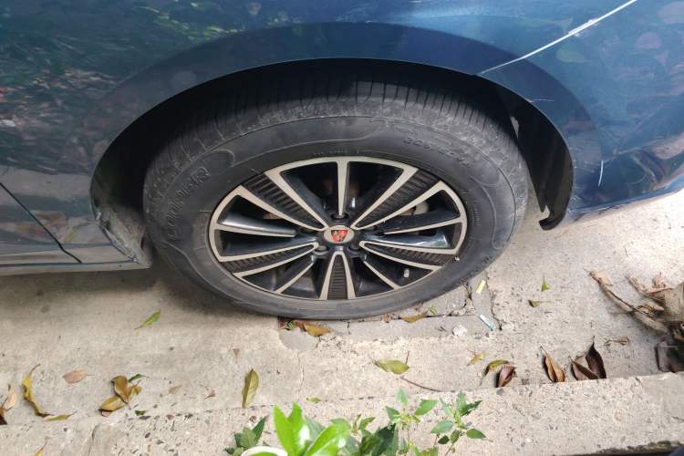 Used Roewe Ei5 2019 Smart Connect Flagship Edition