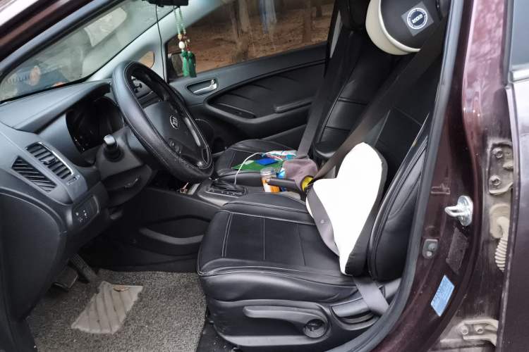 Used Kia K3 2015 1.6L Automatic GLS
