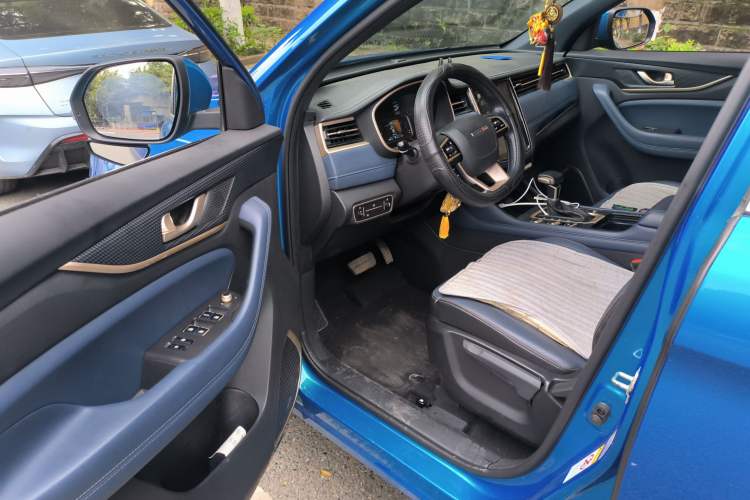 Used CHANGAN OSHAN COS1 2018 1.5T Automatic Yue 7-Seater
