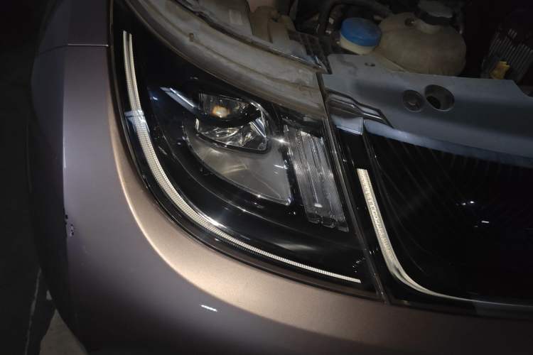 Used BYD Dolphin 2021 405 km Fashion Edition Right Front Headlight