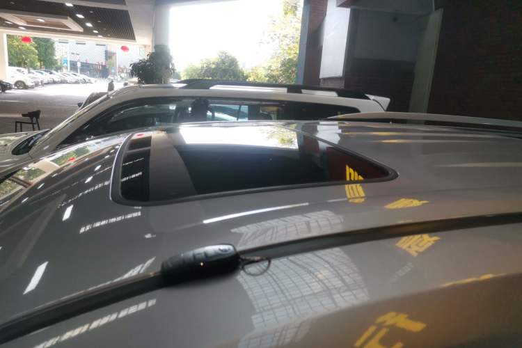 Used Toyota Sienna 2023 2.5L Hybrid Platinum Edition