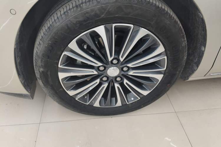 Used Buick GL8 2023 ES Lu Zun Luxury Edition and Yue Version