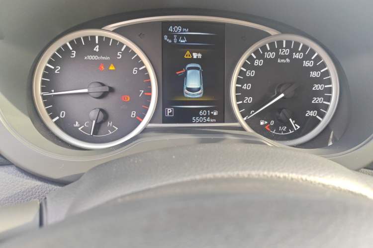 Used Nissan Tiida 2019 1.6L CVT Smart Drive Version China VI Standard