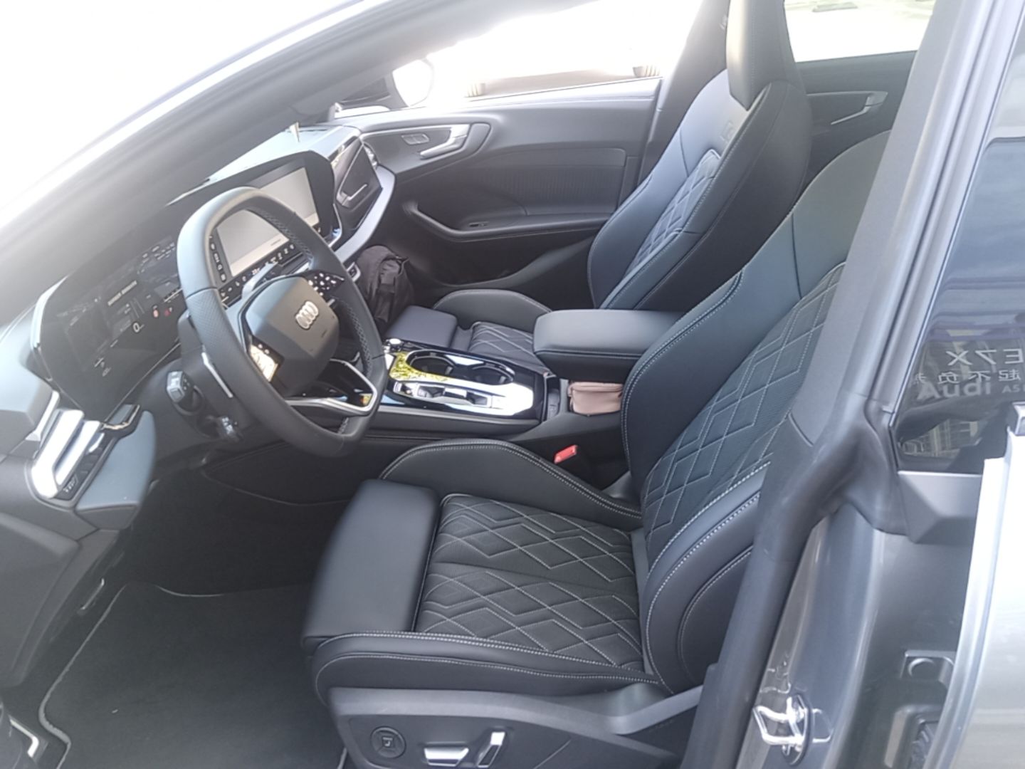Vordere Reihe im Auto