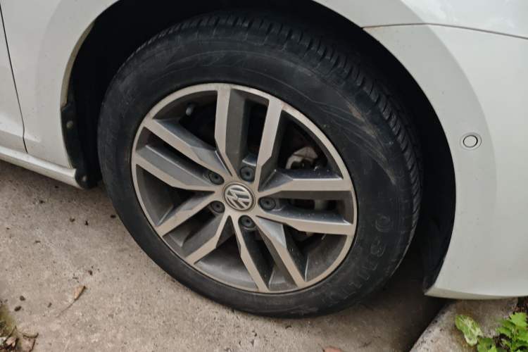 Used Volkswagen Golf 2017 230TSI Automatic Luxury Million-Vehicle Commemorative Edition
