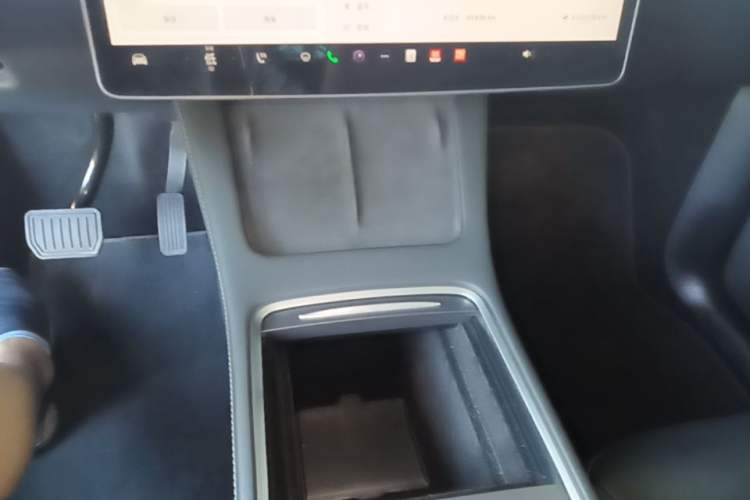 Used Tesla Model Y 2024 Rear-Wheel-Drive Version
