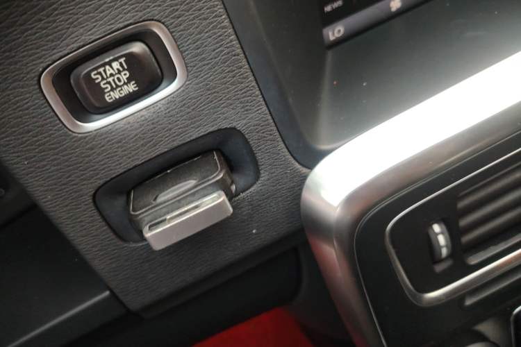 Used Volvo S60 2011 2.0T Comfort Edition
