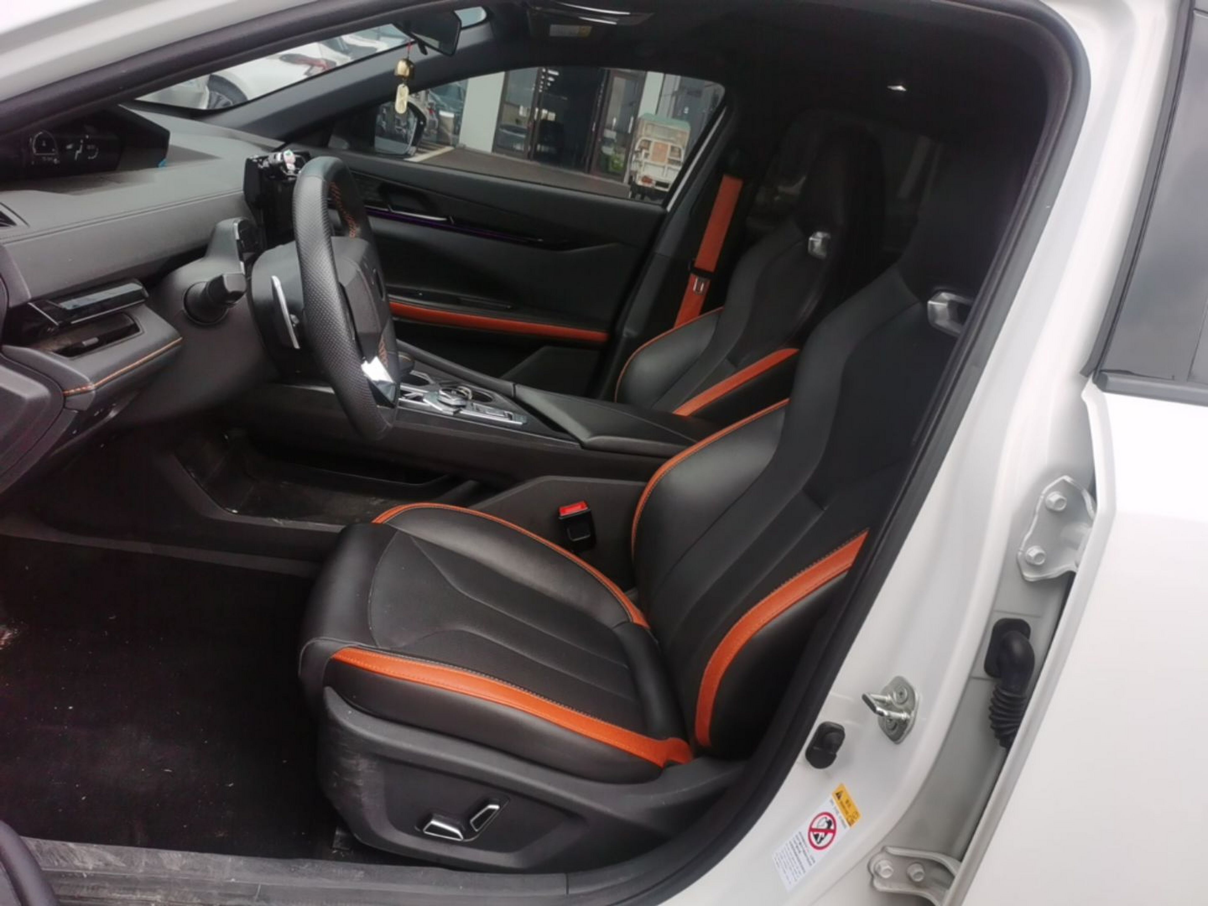 Avant de la voiture