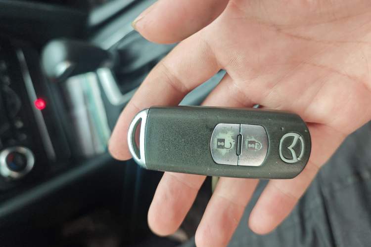 Used Mazda CX-4 2020 2.0L Automatic Two-Wheel Drive Blue Sky Exploration Edition Vehicle Key