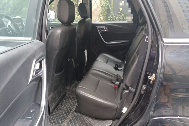 Used JMC Yusheng S350 2013 2.4T Automatic 4x4 Diesel Ultra-Luxury 5-Seater
