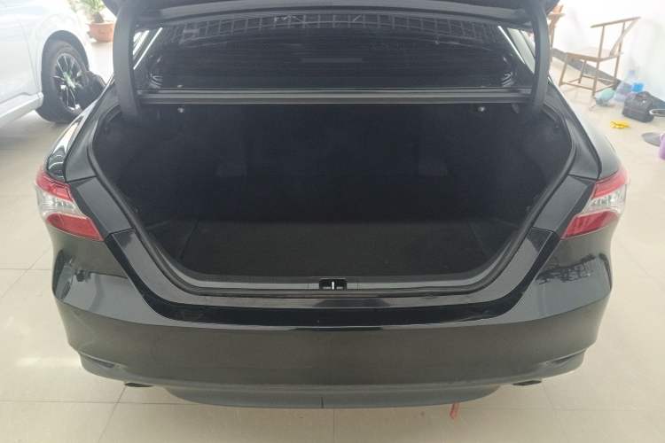 Used Toyota Camry 2021 2.0G Luxury Edition