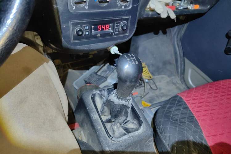 Used Wuling Zhiguang 2013 1.0L Practical Version