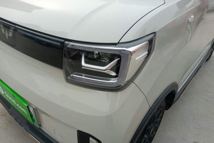 Used Wuling Hongguang MINIEV 2022 GAMEBOY 200km Gaming Edition with Lithium Iron Phosphate Left Front Headlight