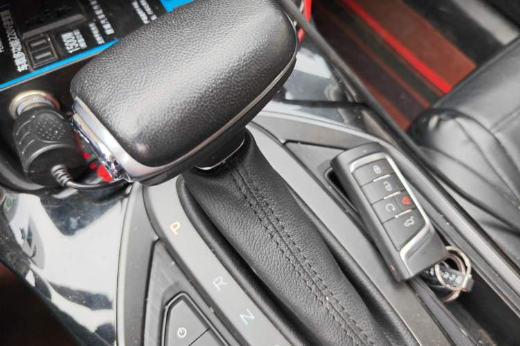 Used GAC Trumpchi GS4 2021 270T Automatic Elite Tech Edition Gear Lever