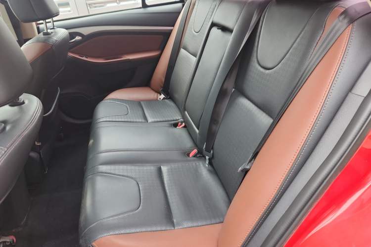 Used BYD G5 2014 1.5TI Manual Flagship Edition