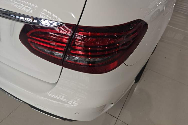 Used Mercedes-Benz C-Class (Import) 2020 Facelifted C 260 Estate