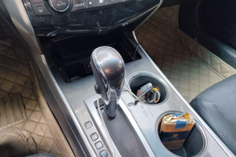 Used Nissan Teana 2013 2.0L XL Comfort Edition Gear Lever