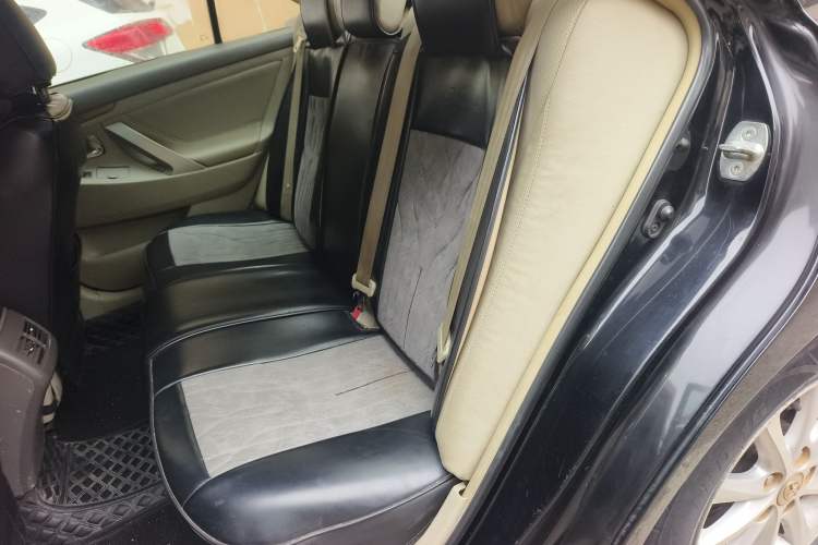 Used Toyota Camry 2012 200G Classic Luxury Edition