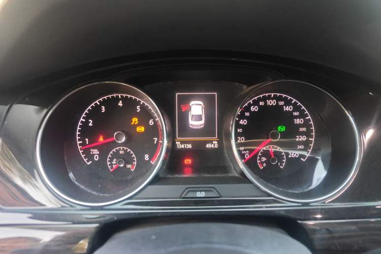 Used Volkswagen Lamando 2015 280TSI DSG Luxury Edition
