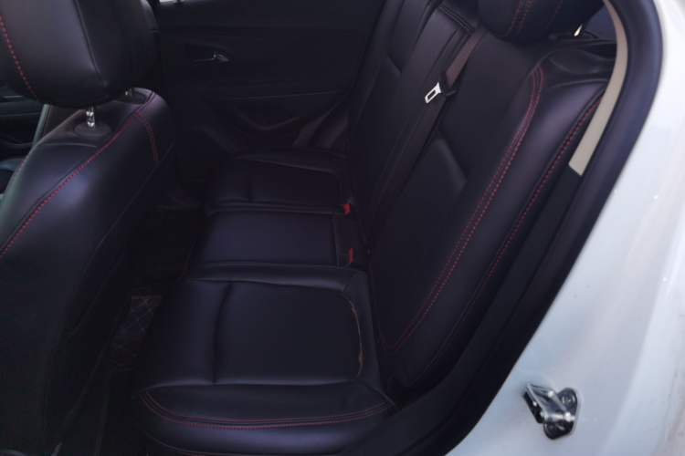 Used Buick Encore 2017 18T Automatic Two-Wheel Drive Urban Leading Model