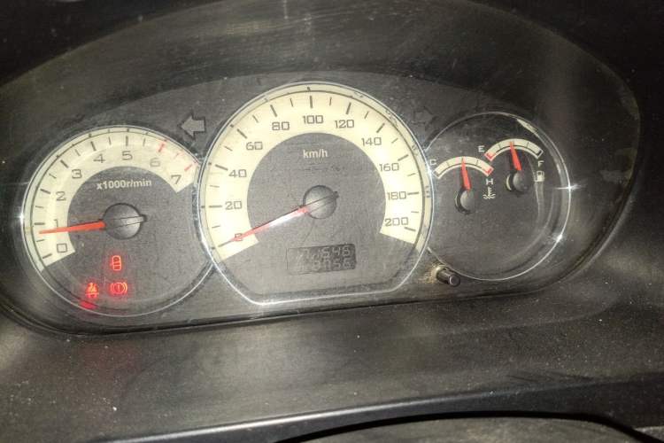 Used Wuling Hongguang 2014 1.2L S Comfort Model China IV
