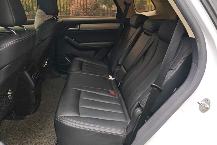 Used BYD Tang 2018 2.0T Automatic SmartConnect Prestige 7-Seater China V Standard