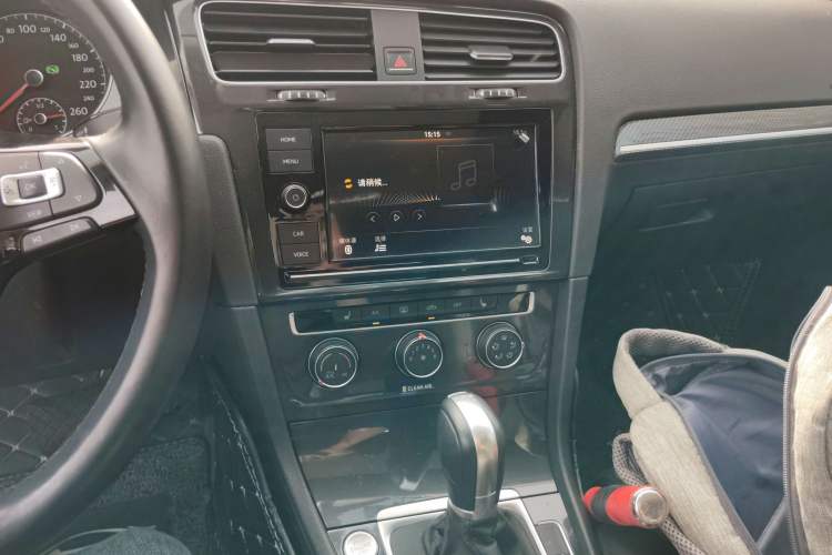 Used Volkswagen Golf 2019 280TSI DSG Luxury Version China V Standard Audio And AC Panel