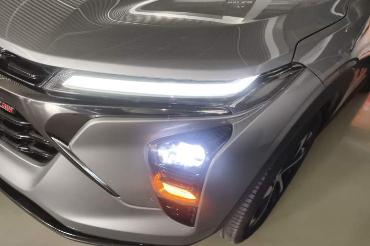 Used Chevrolet Seeker 2022 1.5T CVT RS Bee Wave Edition Left Front Headlight