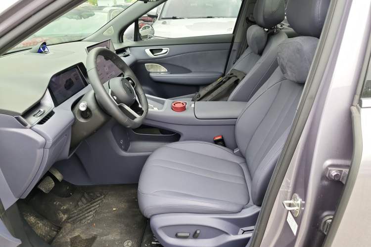 Used Hima H5 2025 Model Pure Electric Max Long Range Left Front Seat