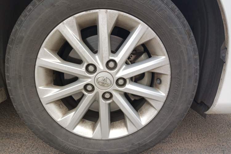 Used Toyota Camry 2015 2.0G Premier Edition
