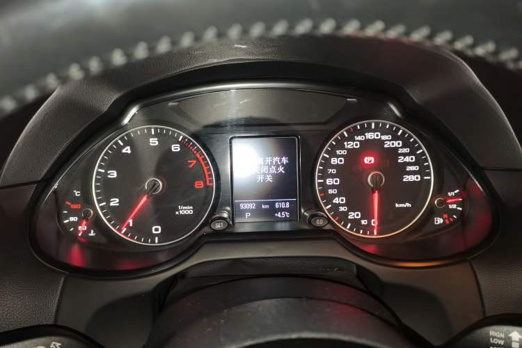 Used Audi Q5 2017 40 TFSI Comfort Model
