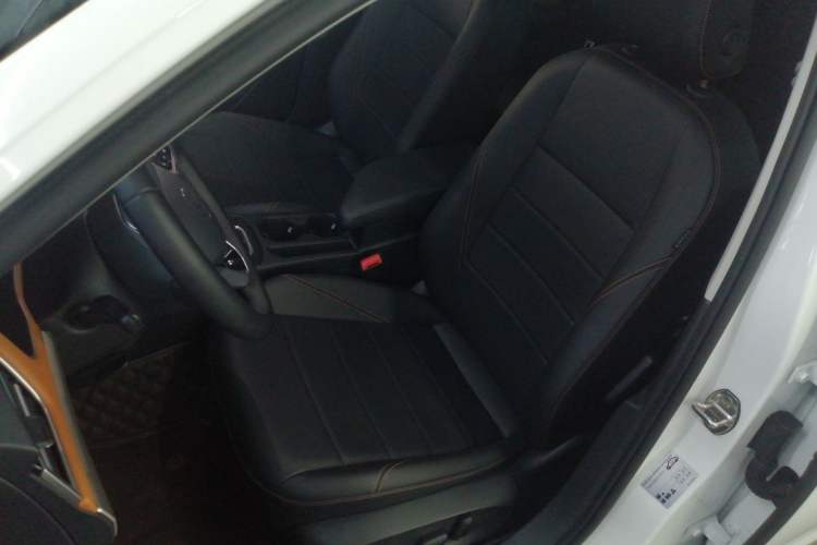 Used Volkswagen Bora 2023 200TSI DSG YueXing PRO Edition Left Front Seat