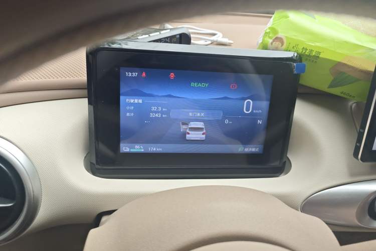 Used Wuling Hongguang MINIEV 2025 Four-Door Version Advanced Edition Instrument Cluster