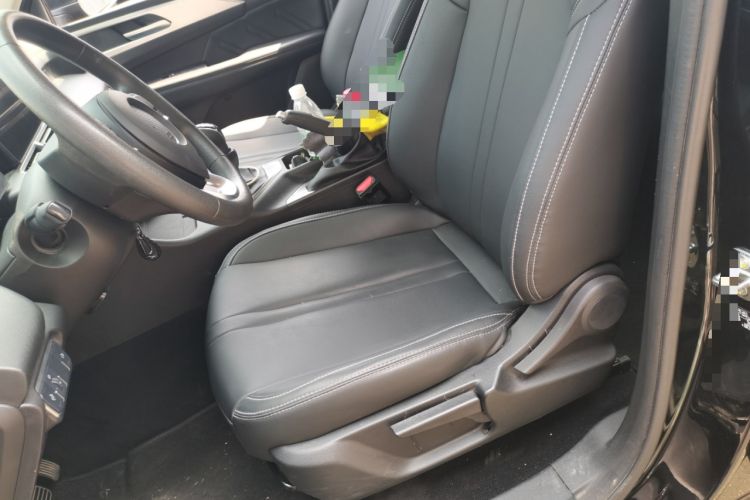 Used Great Wall King Kong Poer 2022 2.0T Manual Diesel Two-Wheel Drive Elite Version with Long Bed GW4D20M Left Front Seat