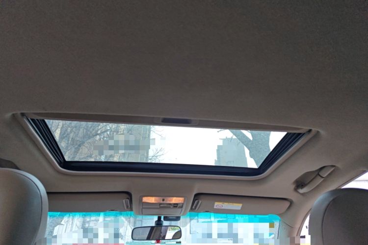 Used Toyota Highlander 2012 2.7L Two-Wheel Drive 7-Seater Luxury Edition
