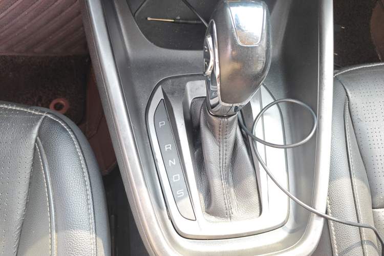 Used Ford Escort 2015 1.5L Automatic Fashion Model