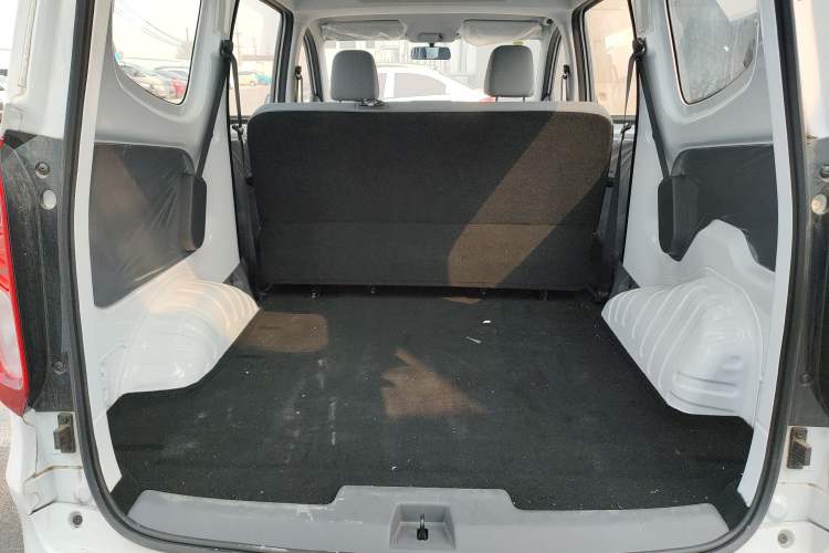 Used Wuling Hongguang New Energy 2024 All-Electric Model 300KM Standard Version