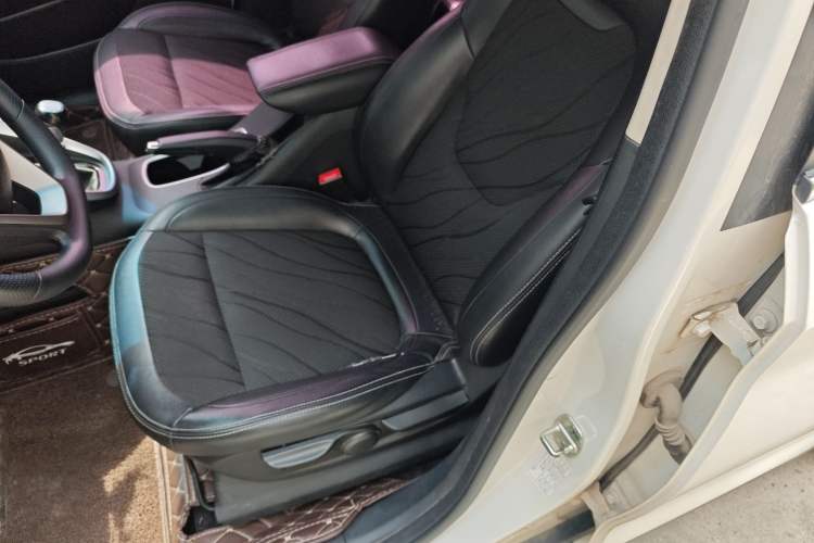 Used Baojun 510 2017 1.5L Manual Fashion Model