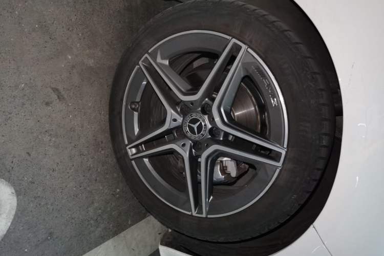 Used Mercedes-Benz CLA 2022-Year Updated CLA 200 Right Front Wheel Hub