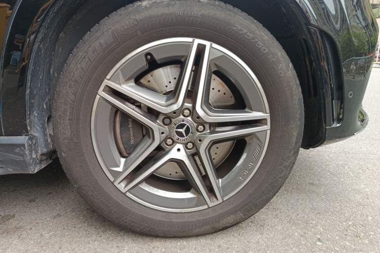 Used Mercedes-Benz GLE  Right Front Wheel Hub