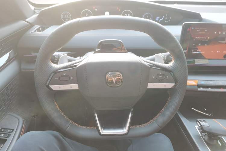 Used Changan UNI-V 2022 1.5T Prestige Version