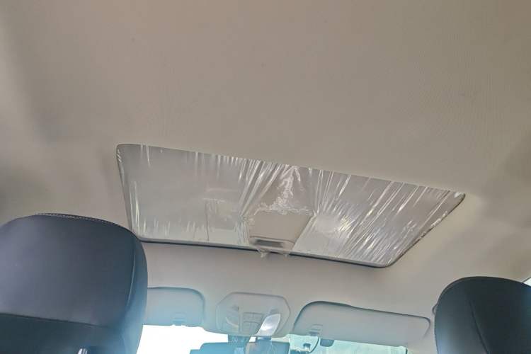 Used SAIC MAXUS EUNIQ 5 2020 1.3T PLUG-IN Elite Edition