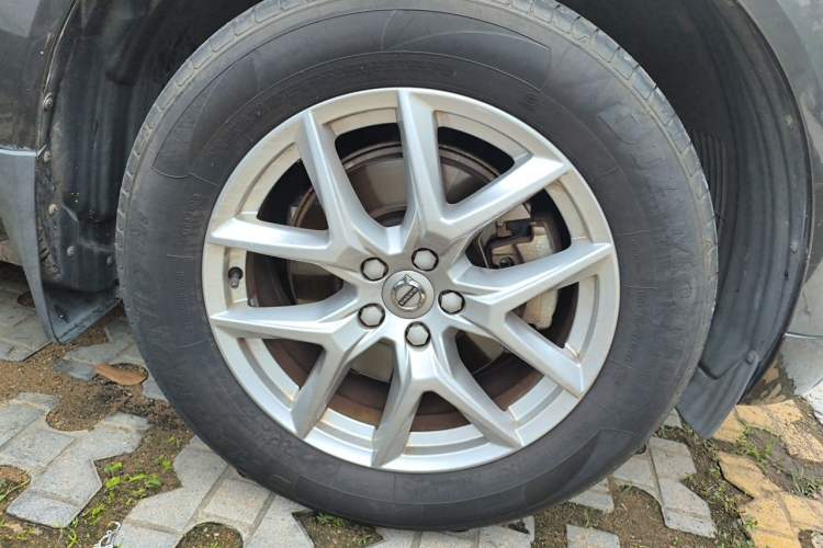 Used Volvo XC60 2019 T5 4x4 Smart Edition China V Standard
