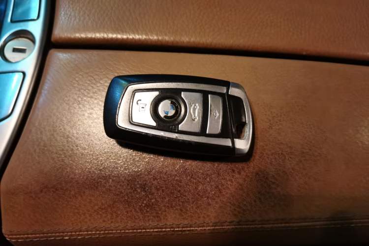 Used BMW 7 Series 2011 730Li Elegant Model
