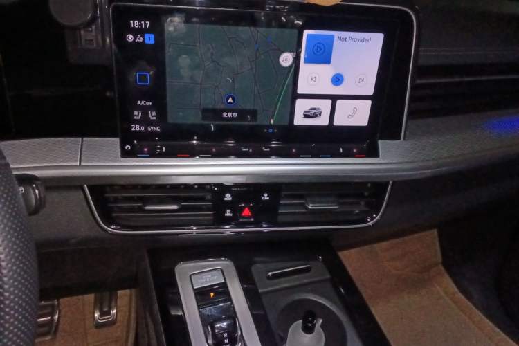 Used Volkswagen Tavendor 2023 380TSI All-Wheel Drive R-Line Journey Edition
