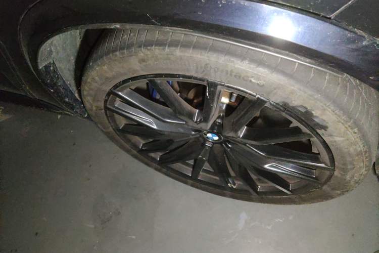 Used BMW X5 2019 xDrive40i Luxury Model with M Sport Package
