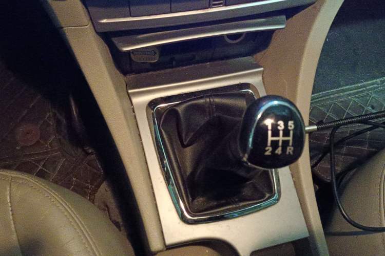 Used Ford Focus 2013 Sedan Classic 1.8L Manual Fashion Edition
