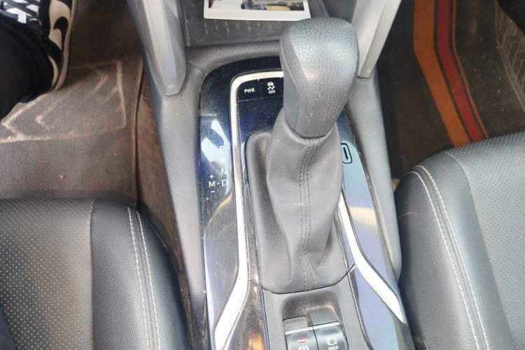 Used Toyota FRONTLANDER 2022 2.0L CVT Luxury Edition
