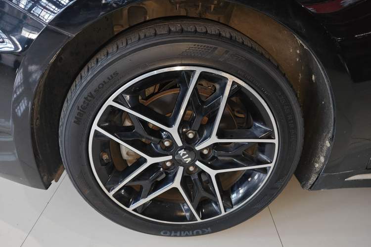 Used Kia K5 2019 Pro 1.6T Automatic Luxury Edition China VI Standard
